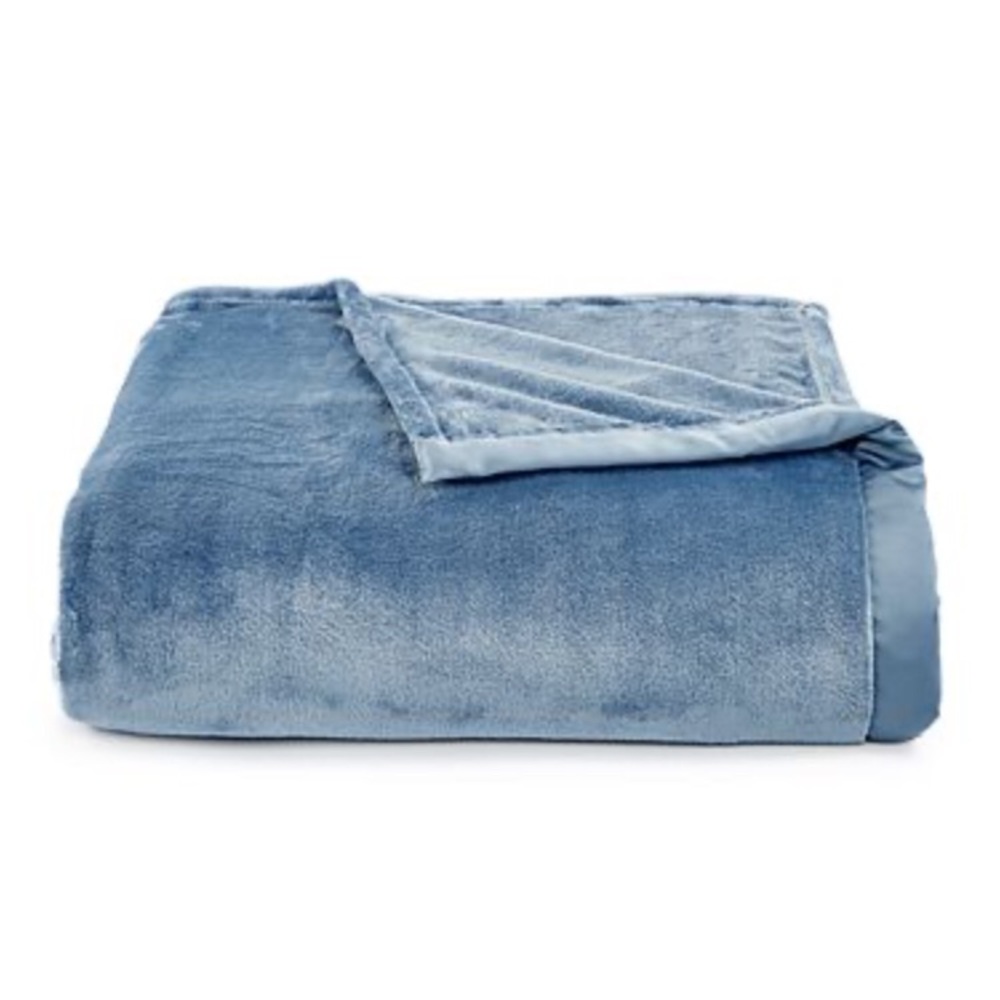 Berkshire
Classic Velvety Plush Twin Blanket. - Picture 6 of 6